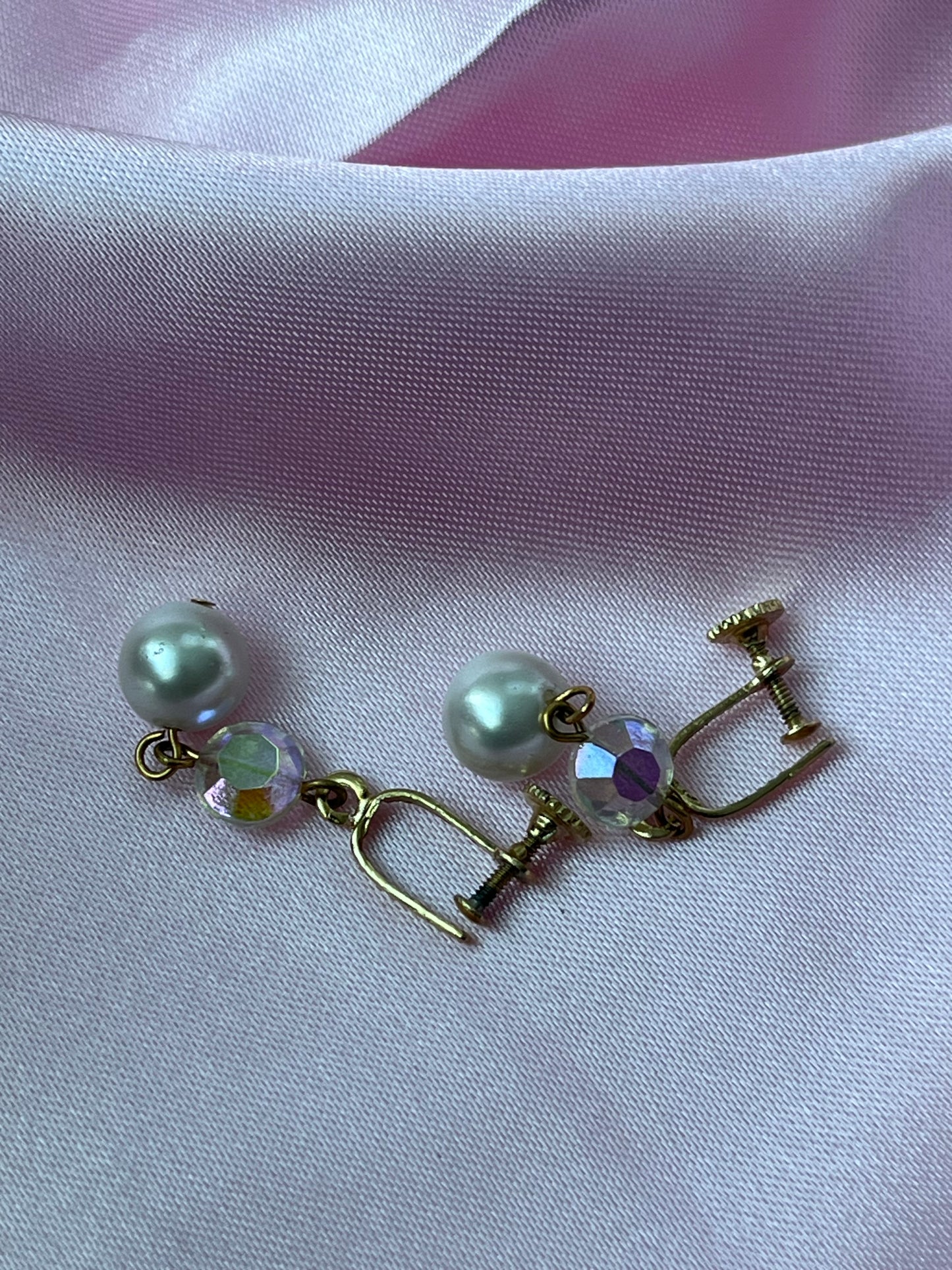 Vintage pearl earrings